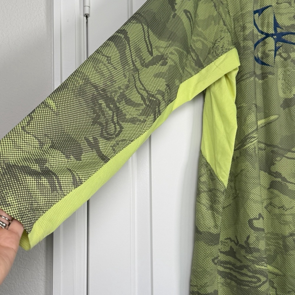 Under Armour  Men's Camo Long Sleeve Shirt Size 2XL Loose Heat Gear Fishing - Picture 4 of 6